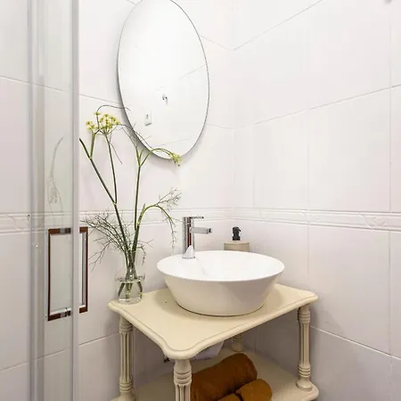3br Wonder By Lovelystay Apartment Braga